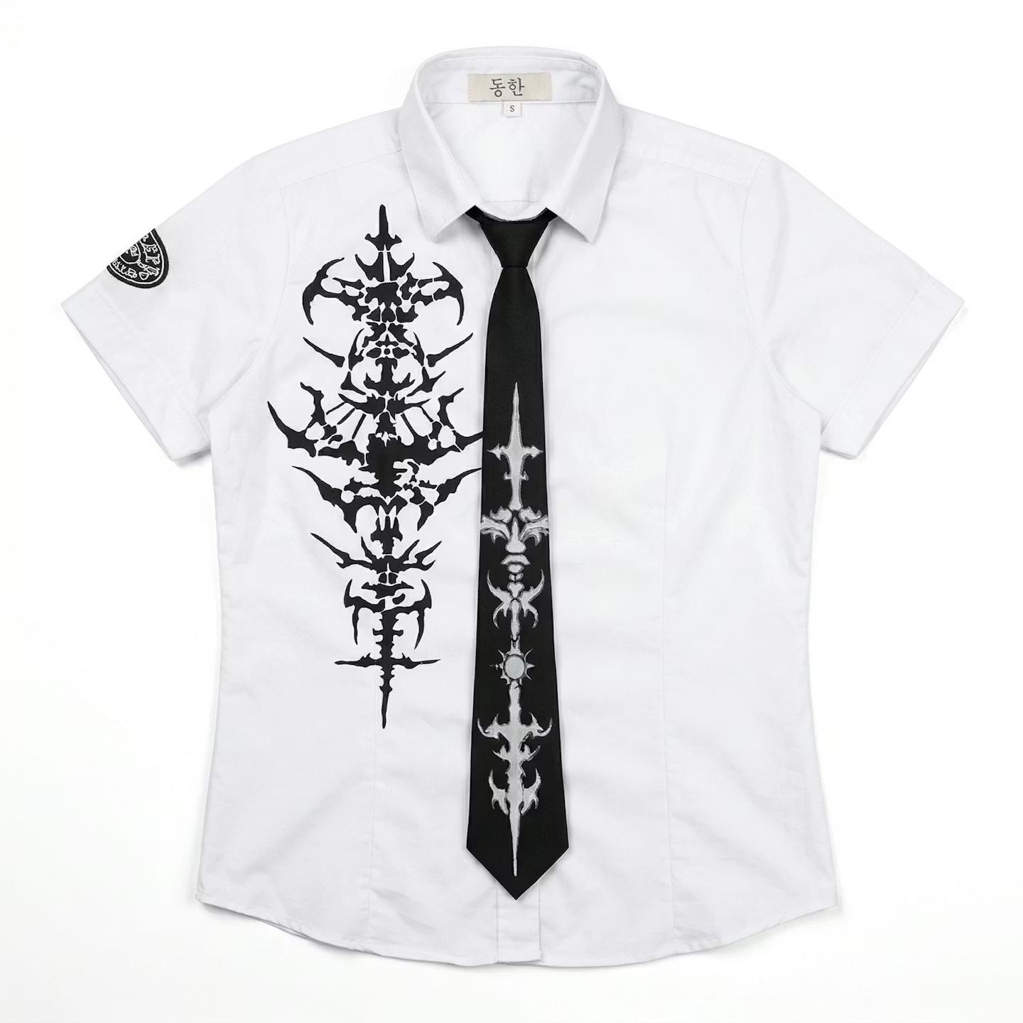 TRIBAL COLLARED TEE